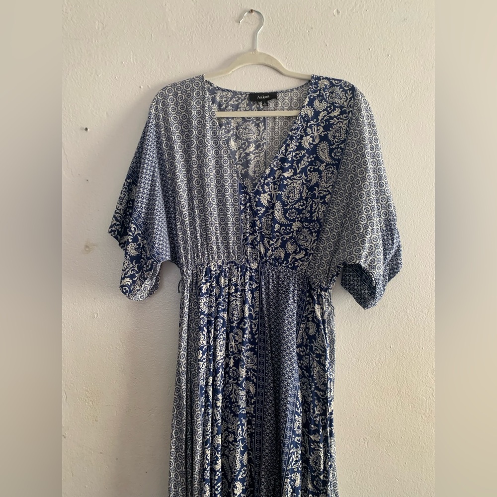 Aakaa maxi dress women's size large